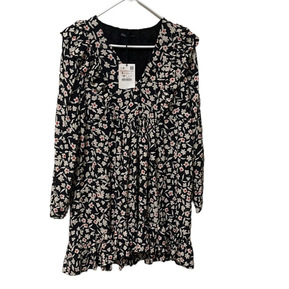 Zara Black and white floral ruffle mini dress. - Picture 2 of 9